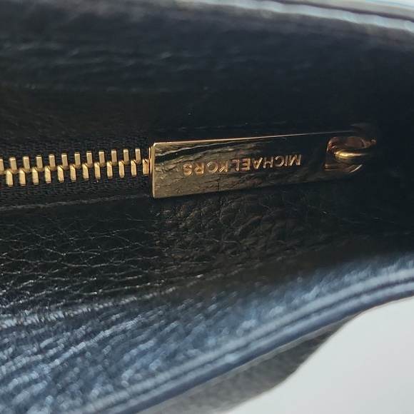 Michael Kors Large Black Leather Hobo Bag - Picture 9 of 13